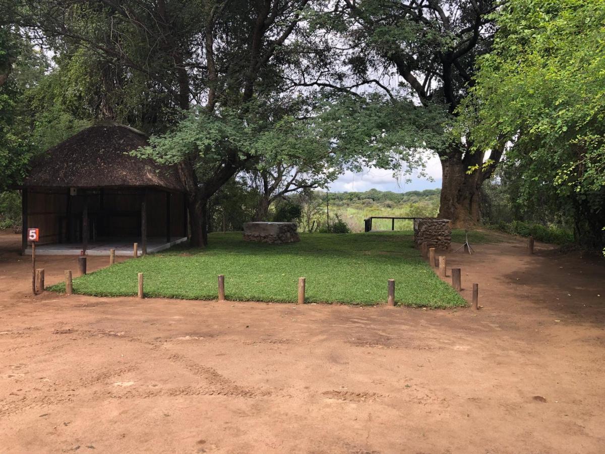 White Sands Lodge Divundu Bagian luar foto