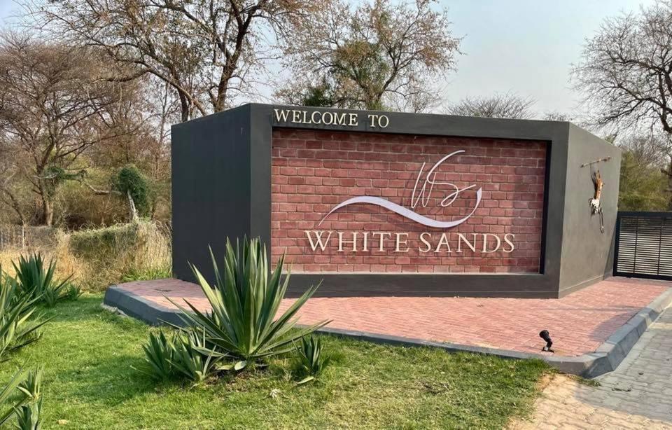 White Sands Lodge Divundu Bagian luar foto